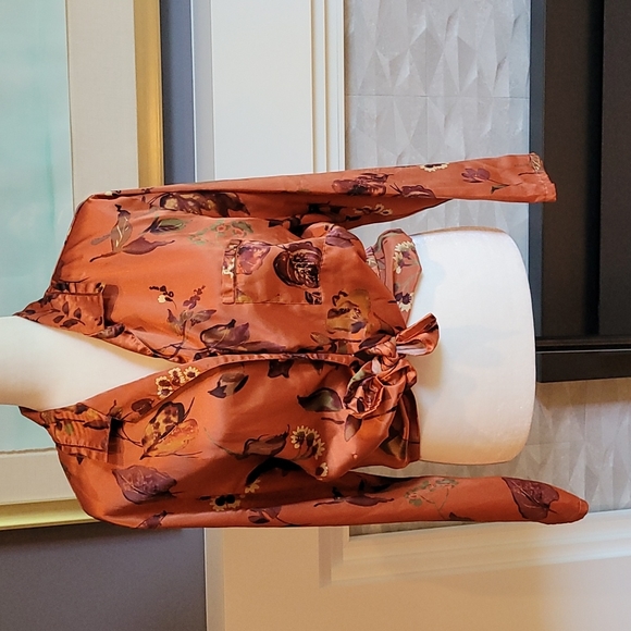 Vintage Satin Cropped Pant Set - Picture 7 of 12